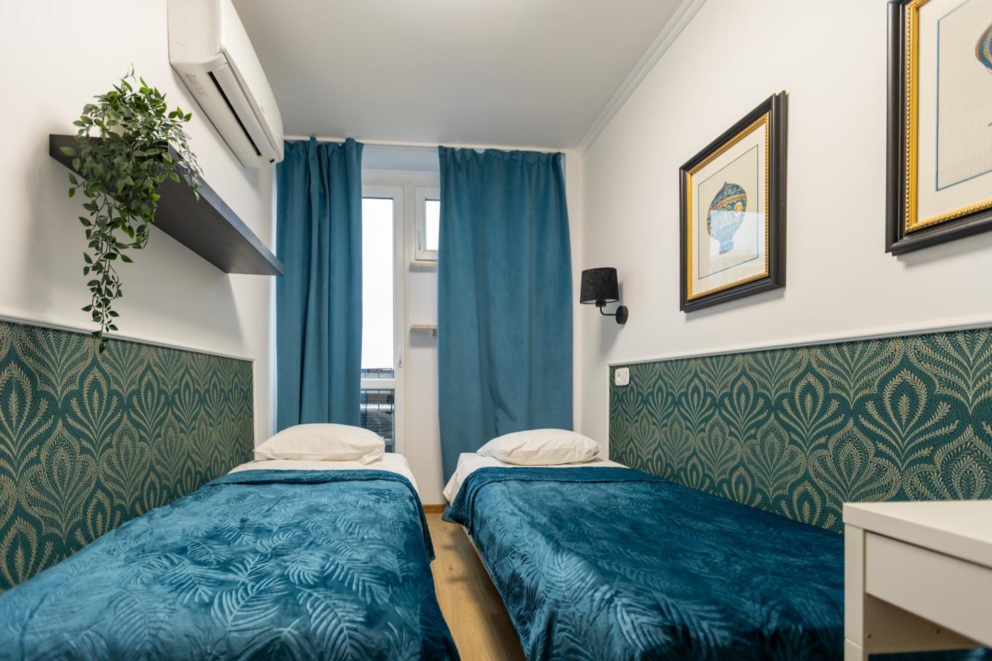 Апартаменти Unitapartament Short Rent In By Metro Station Rondo Onz With 3bedrooms 22