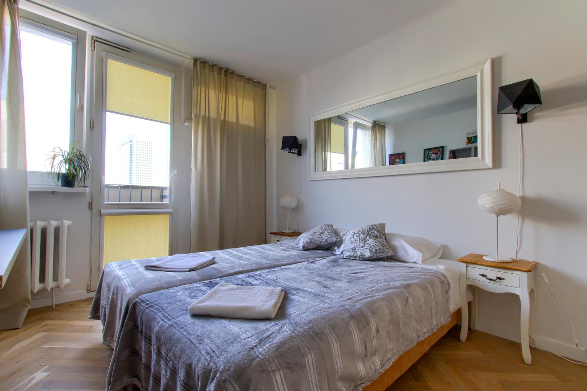 Unitapartament Short Rent In By Metro Station Rondo Onz With 3bedrooms 22 Варшава