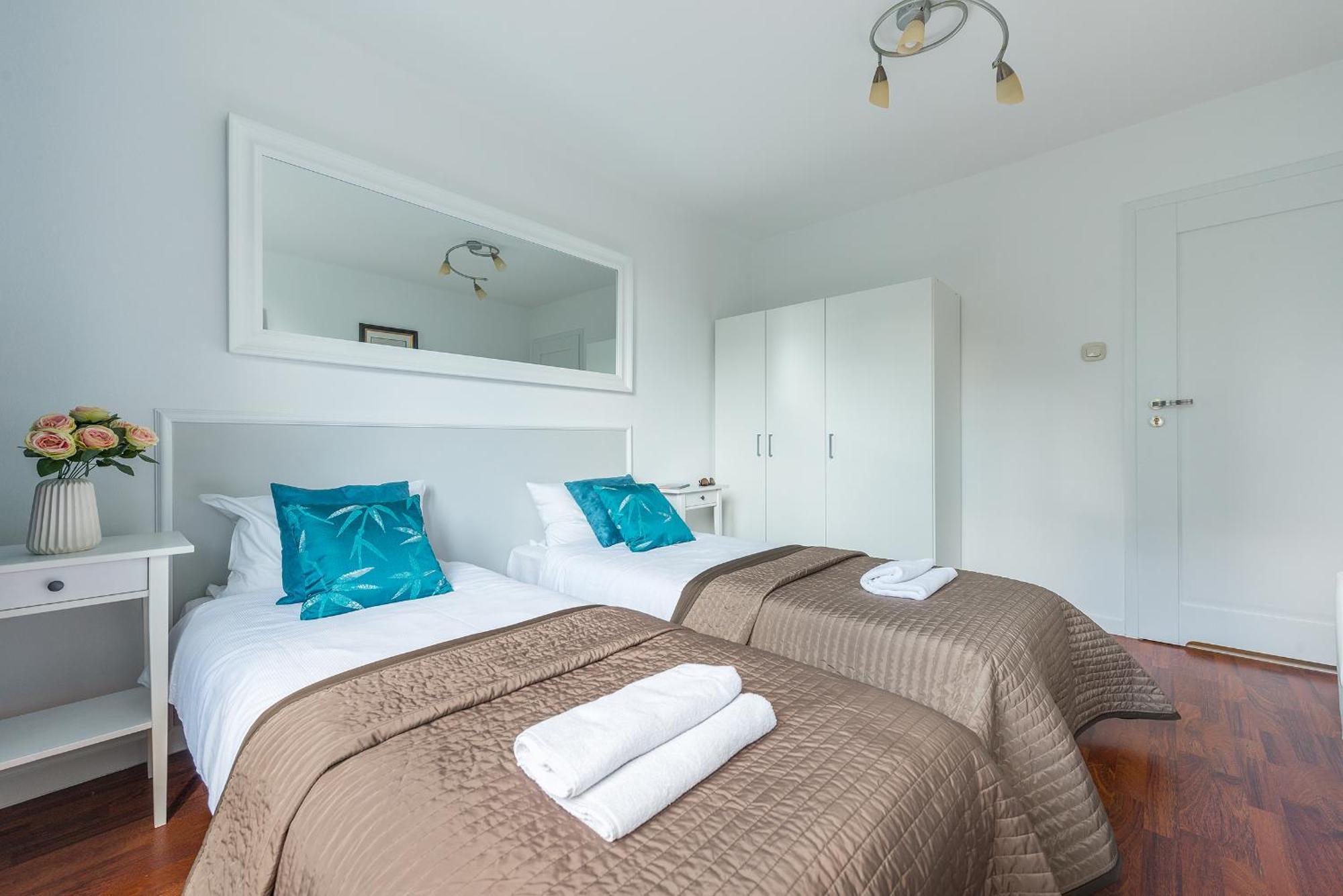 Апартаменти Unitapartament Short Rent In By Metro Station Rondo Onz With 3bedrooms 22