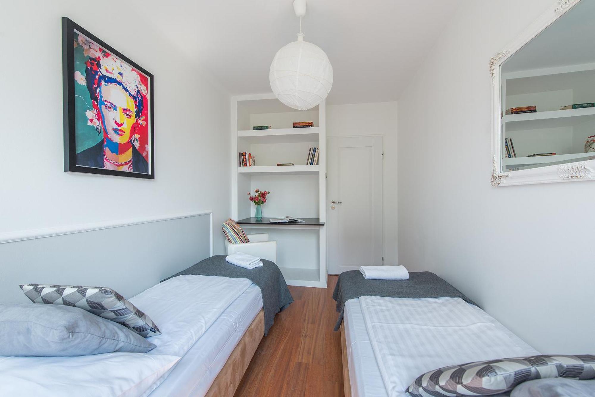 Апартаменти Unitapartament Short Rent In By Metro Station Rondo Onz With 3bedrooms 22 Варшава
